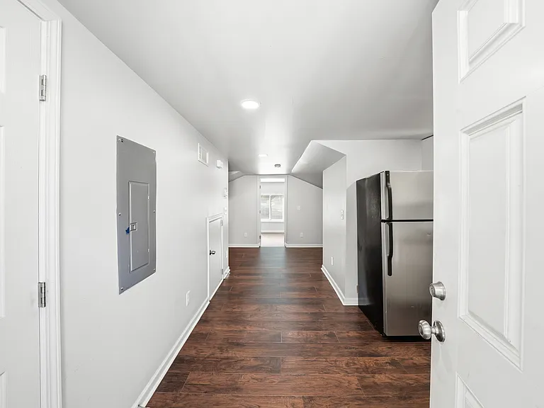 1519 Olympian Way SW #D — Photo 6