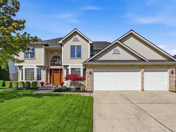 55521 Placid Dr, Macomb, MI 48042