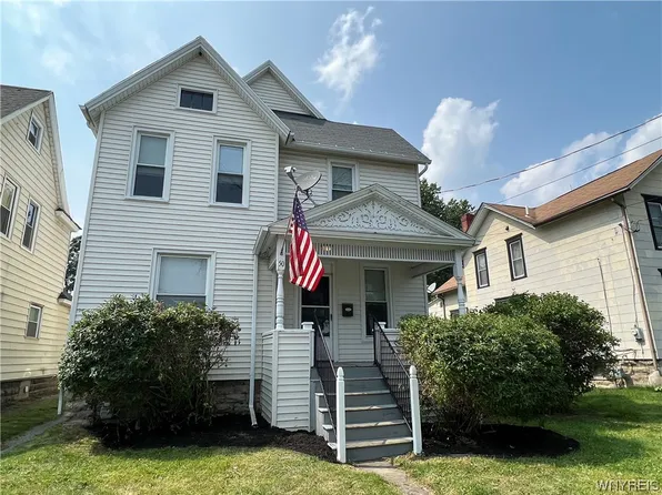 50 Walnut St, Batavia, NY 14020