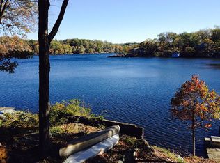 110 Demarest Rd, Bloomingdale, NJ 07403