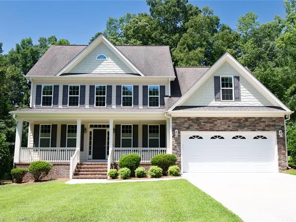 106 Elk River Ct, Mebane, NC 27302