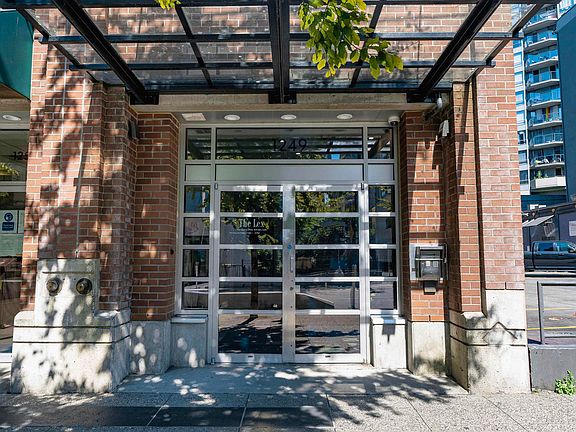 4th image of 1249 Granville St #201