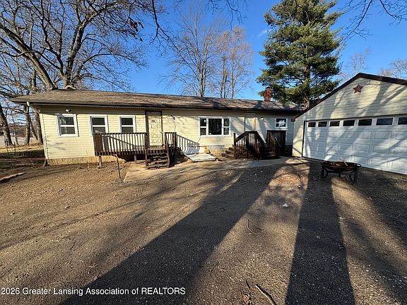 2nd image of 12579 Onondaga Rd