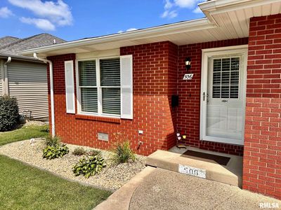 506 Westwinds Dr, Jacksonville, IL, 62650