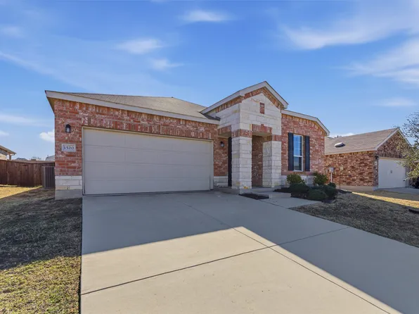 1520 Waggoner Dr, Aubrey, TX 76227