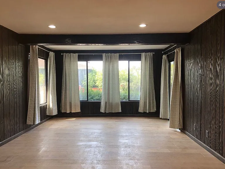 2477 Middlefield Ave — Photo 3
