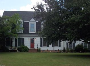 116 Holloway Dr, Smithfield, VA 23430