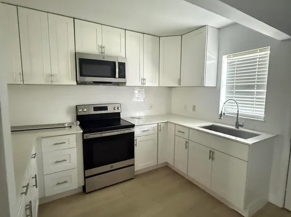 605 Ixoria #4, Fort Pierce, FL 34982