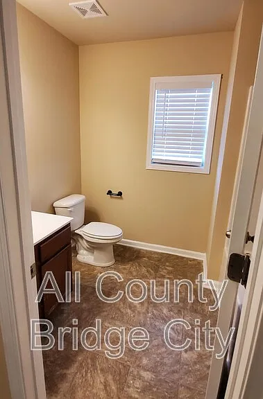 5 Calgary Ct — Photo 14