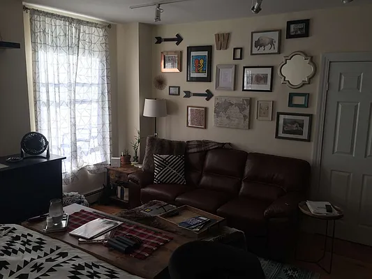 Rented by Blip LLC | media 27