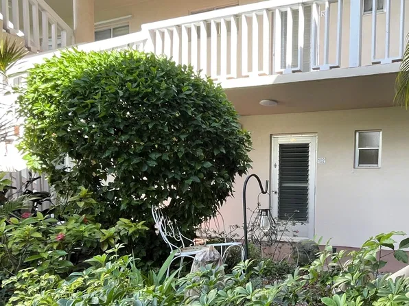 2856 Garden Drive S #102, Lake Worth Beach, FL 33461