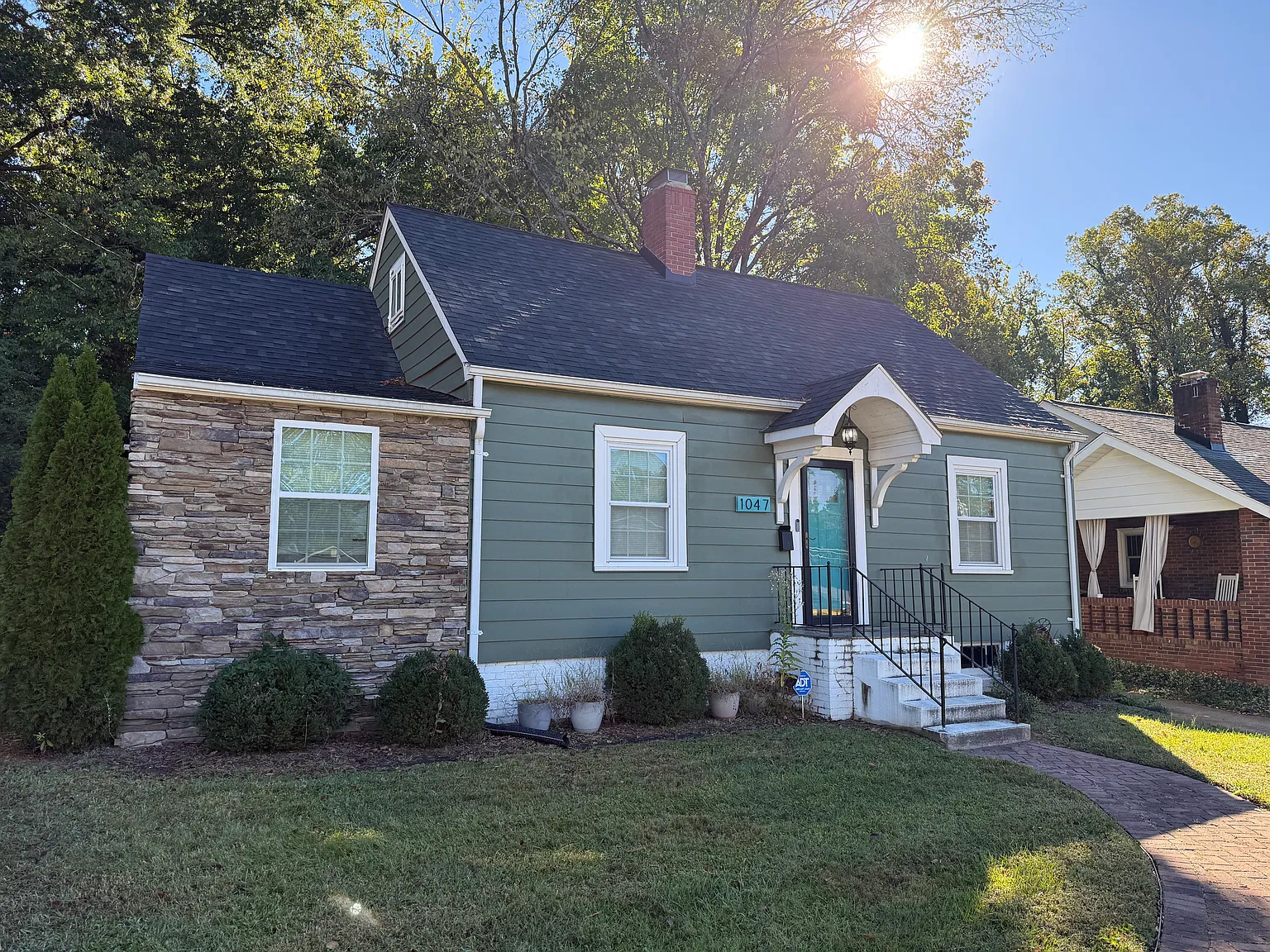2 bed, 1226 sqft, $1,750 — Photo 1