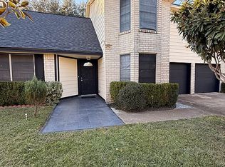 7607 Stamen Dr, Houston, TX 77041