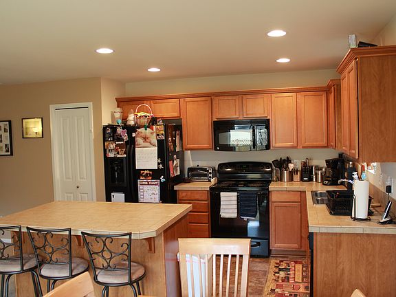 4th image of 6936 Breeze Dr SE