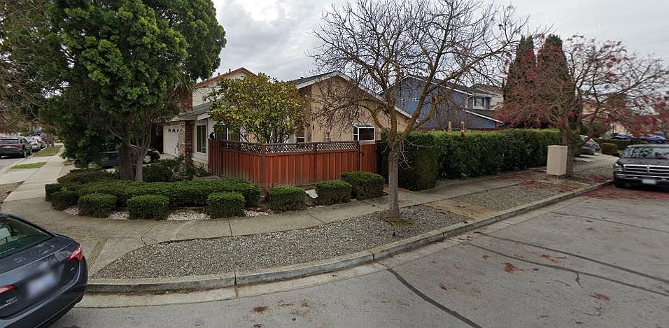 1st image of 4584 Donalbain Cir