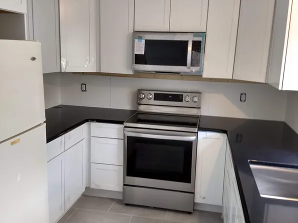14 Plympton St #2, Woburn, MA 01801