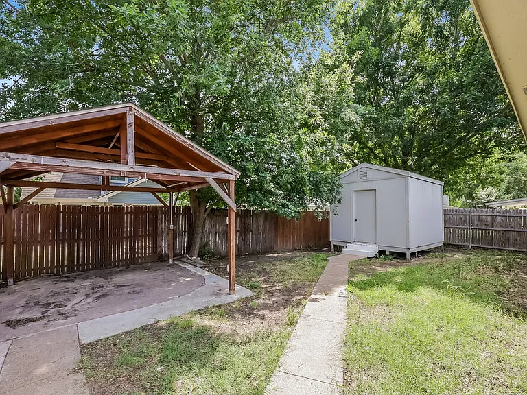 5909 Northfield Dr — Photo 16