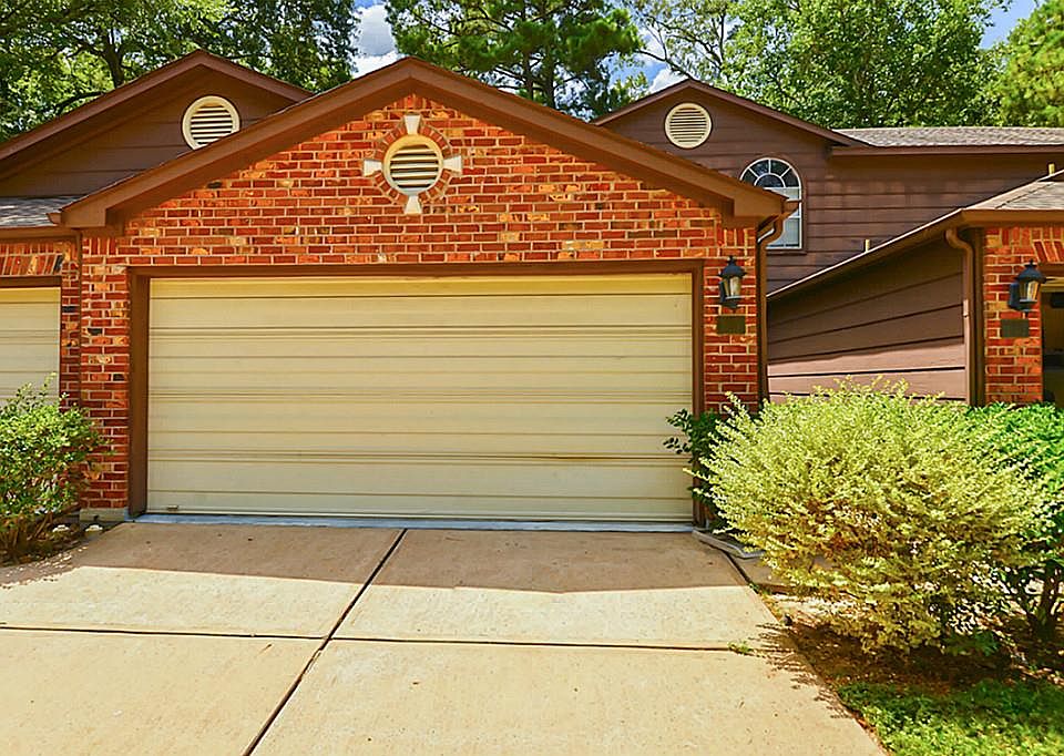 1st image of 131 Willowwood Cir
