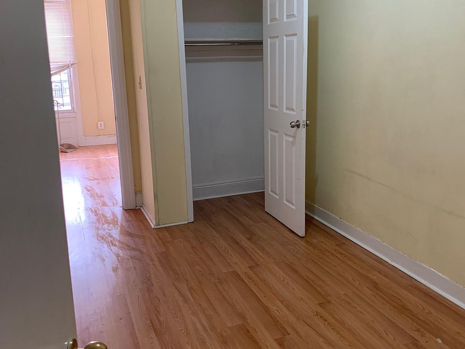2nd image of 8612 102nd St APT 1