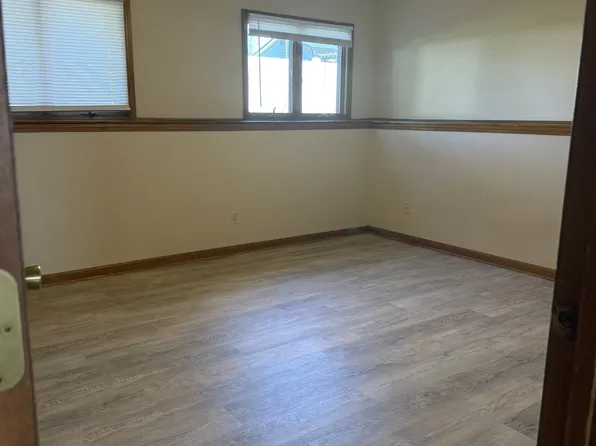 2232 Tulane Ave #2232, Salina, KS 67401
