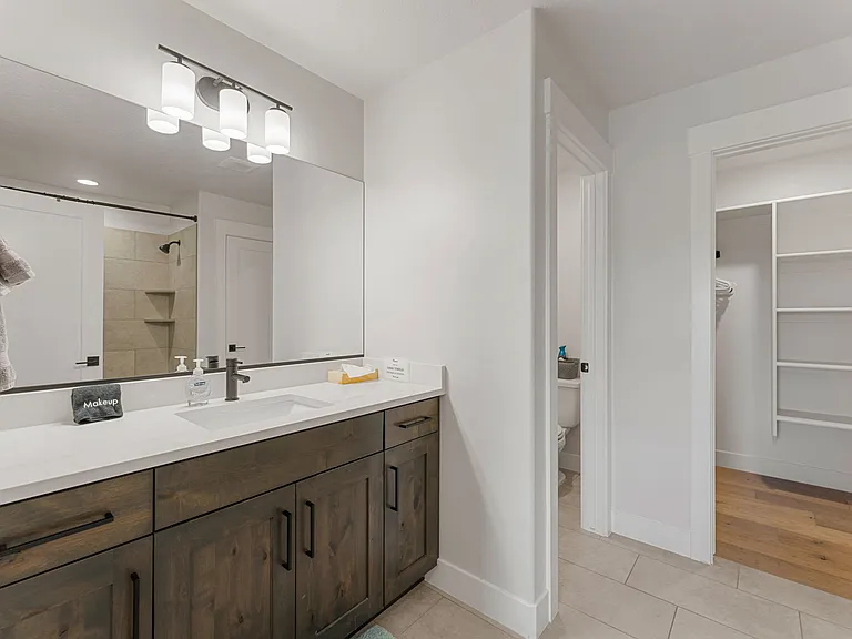 466 N Ventura Ln #47 — Photo 21