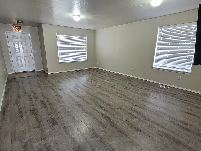 2556 E Copper Point — Photo 40