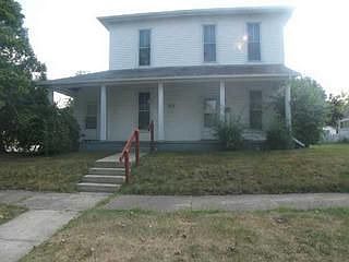 1st image of 313 W 7th St