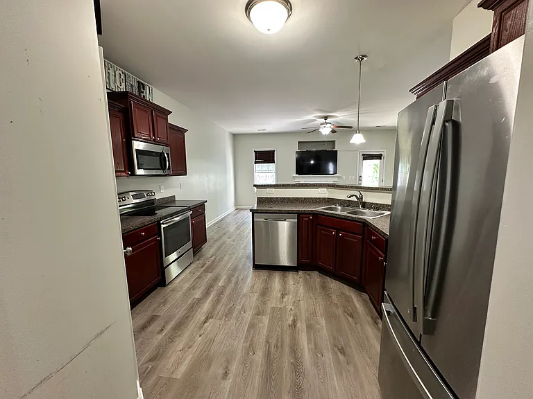 119 Landover Dr — Photo 7