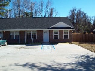 984 Live Oak Dr #A, Hinesville, GA 31313