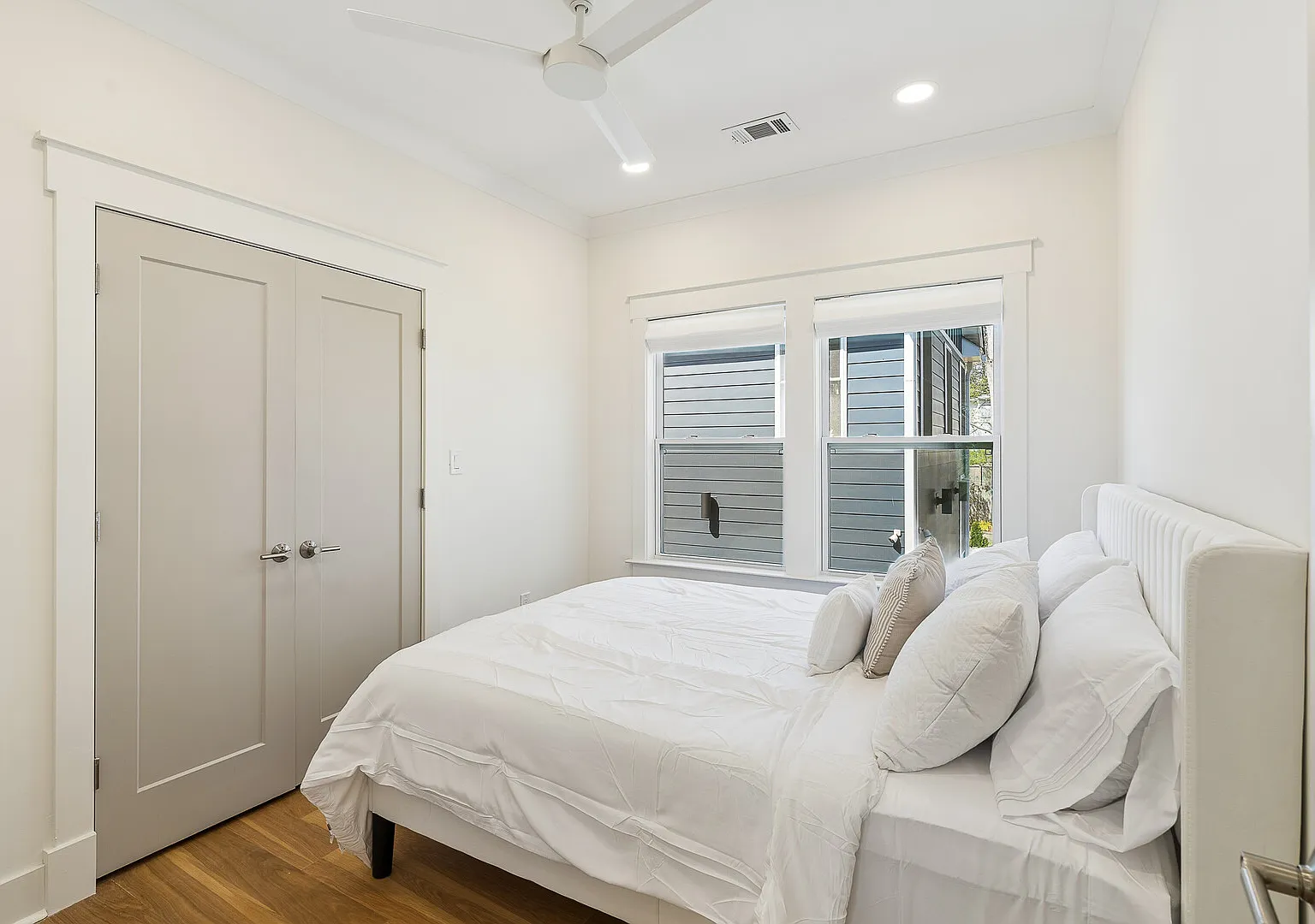 Relocation Ready | Spacious Furnished Home for Extended Stays — Photo 1