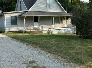 107 W Lincoln St, Greenup, IL 62428