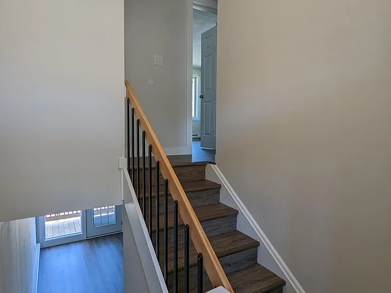 562 S Willard St — Photo 18