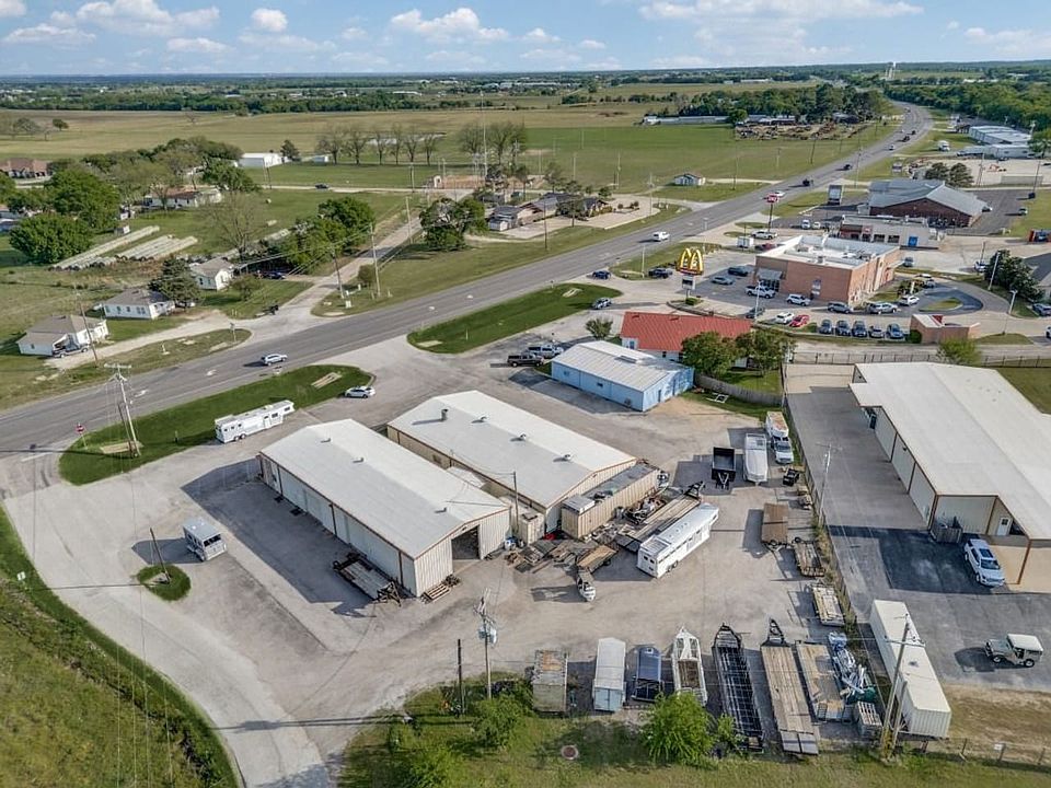 1200 S Highway 377 Pilot Point Tx 76258 Mls 11