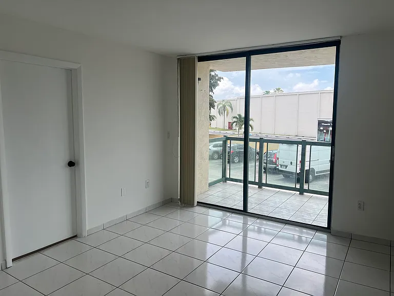 2055 SW 122nd Ave #219 — Photo 7