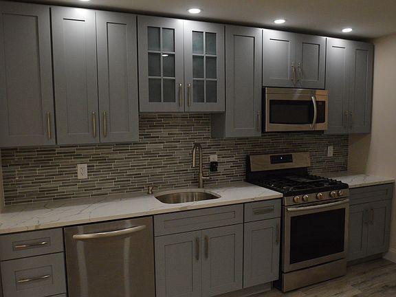 2nd image of 100 Seward St #1-B-6