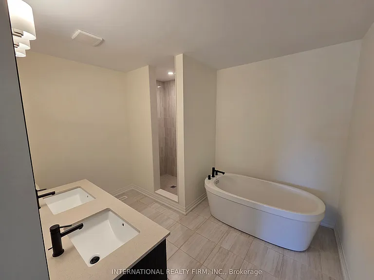 23 Harvest Cres — Photo 20