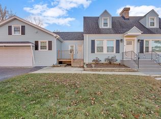8209 W 89th St, Hickory Hills, IL 60457