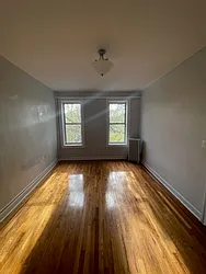 Rented by Chana Ofek, LREB