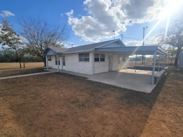 258 County Road 4000, Pearsall, TX 78061