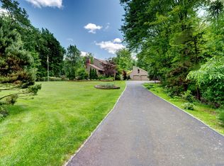 7 High Hill Rd, Bloomfield, CT 06002