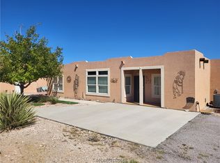 395 W Driftwood Way, Meadview, AZ 86444