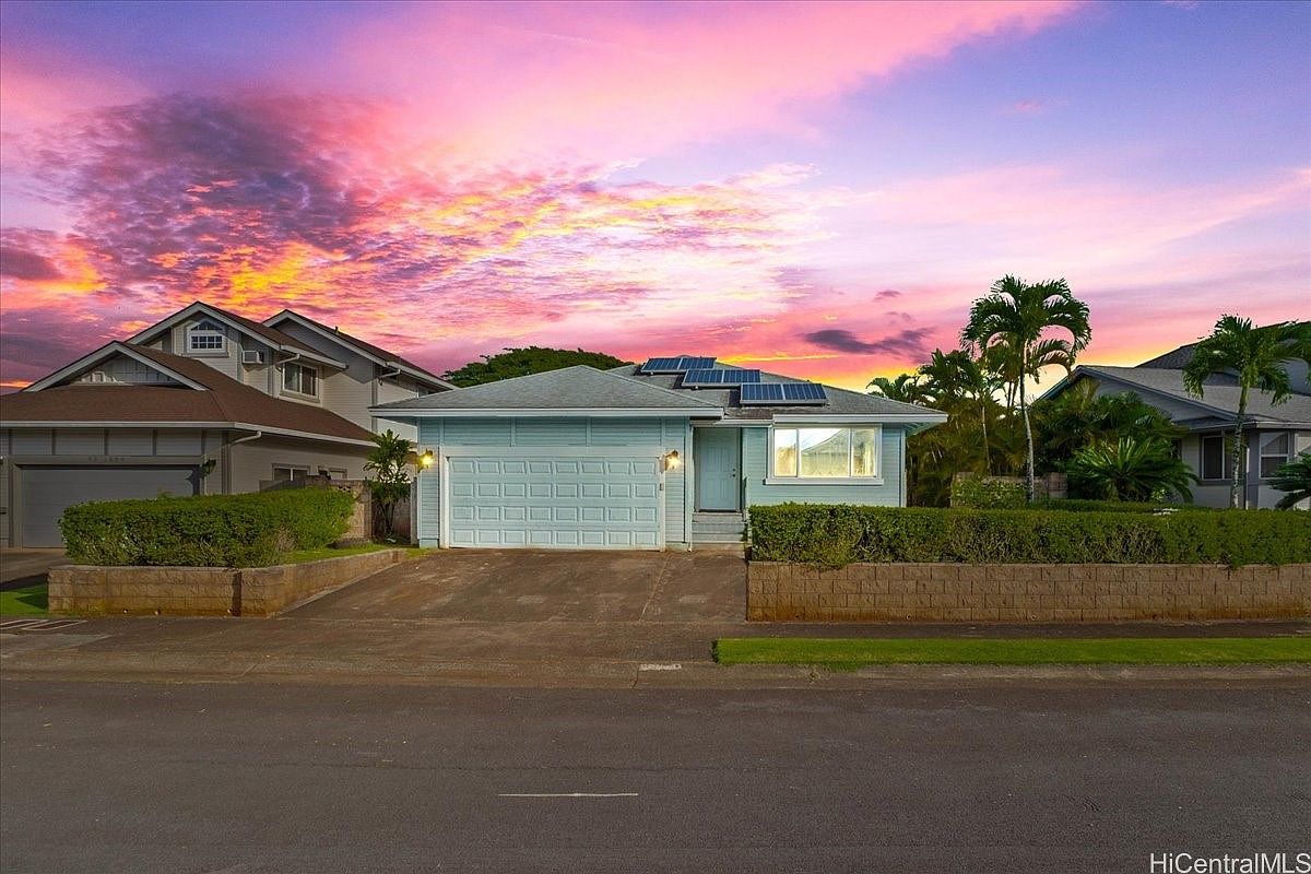 95-1060 Hakala St, Mililani, HI 96789 | Zillow