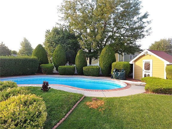 5th image of 3745 Colin Dr