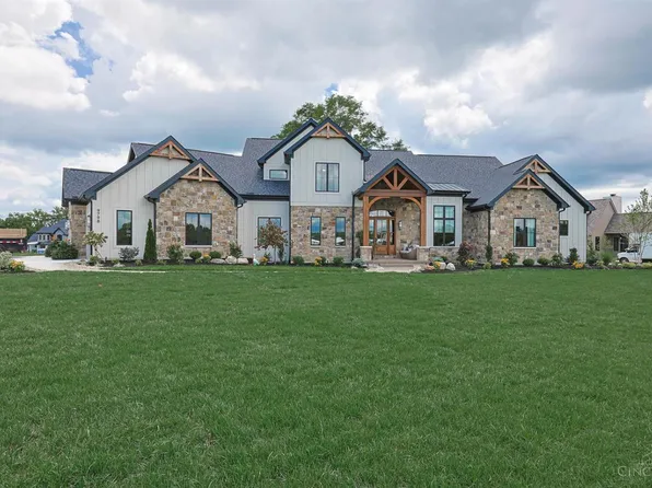 9798 Christian Ct, Loveland, OH 45140