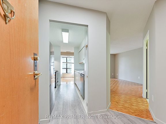5th image of 3734 Saint Clair Ave E #403