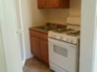 1235 Penn St NE APT 1, Washington, DC 20002