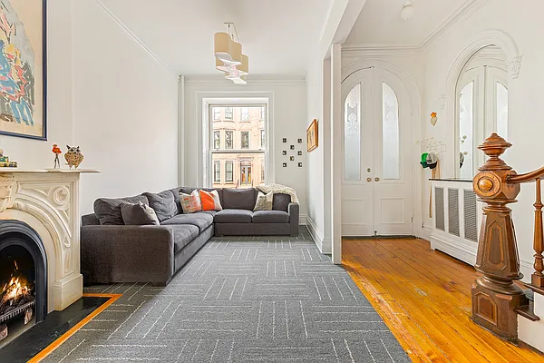 Sold by Compass | media 2