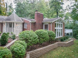 3162 Blossom Heath Rd, Dayton, OH 45419