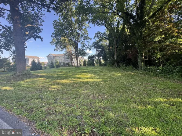 2712 Merritt Mill Rd, Salisbury, MD 21804