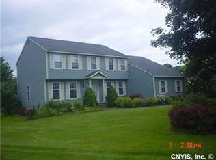 7608 Rhinehart Cir, Manlius, NY 13104